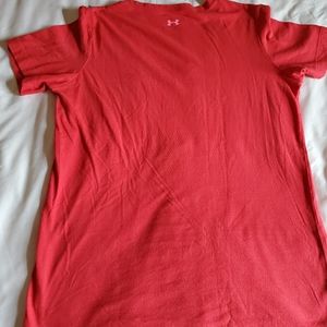 t-shirt under armour